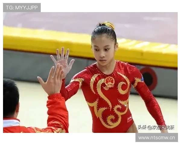 吴柳芳训练像流水线，休息日却在豪宅喝下午茶，这反差我真有点跟不上