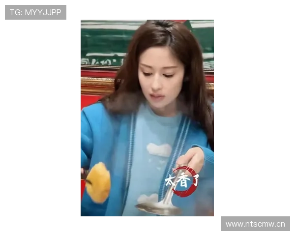 孙颖莎穿睡衣去买早点，结账那张VIP卡把我现实打脸